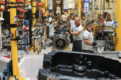 Pessimismo aumentou em 19 segmentos industriais; ICEI cai nas regiões Sul e Nordeste