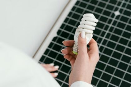 Preço de “bandeira vermelha”: consumidor residencial da Bahia pode ter aumento mensal de R$ 17,01 na conta de luz