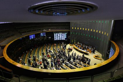 Reforma Tributária e anistia seguem em pauta no Congresso