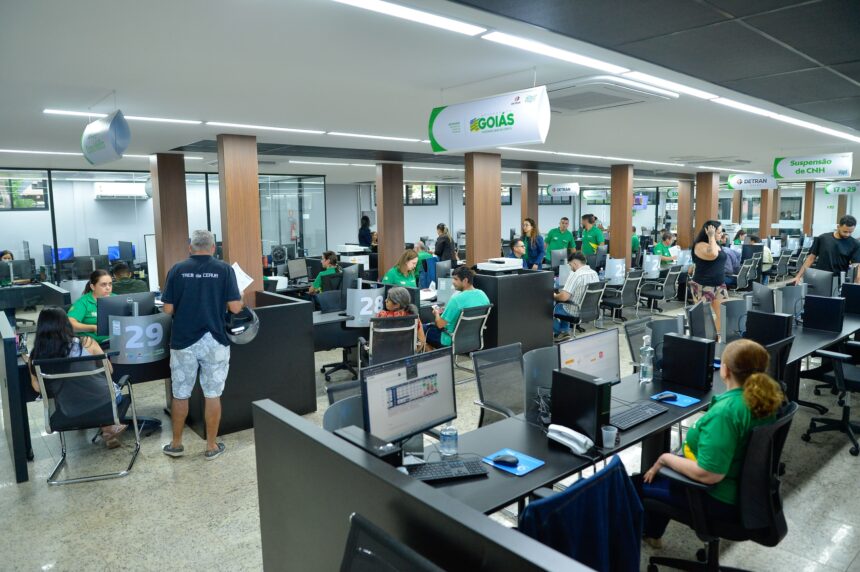 Ponto facultativo altera funcionamento de repartições públicas estaduais