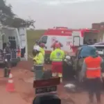 Colisão entre caminhonete e caminhão deixa um morto e dois feridos na BR-080, próximo a Barro Alto