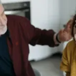 Como ajudar um dependente químico que recaiu: Estratégias efetivas e suporte essencial