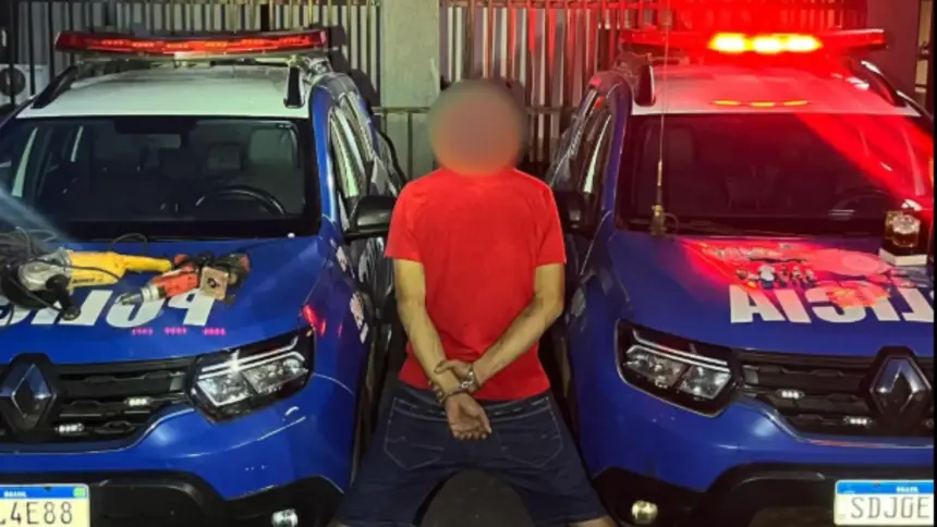 Homem é preso no Bairro Carrilho por furto, receptação e tráfico de drogas Homem é preso no Bairro Carrilho por furto, receptação e tráfico de drogas