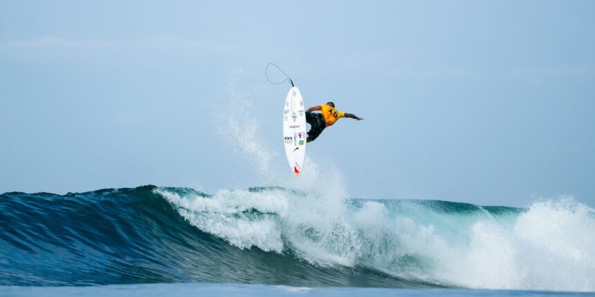 Seis brasileiros vão direto à 3ª fase da etapa da WSL em El Salvador