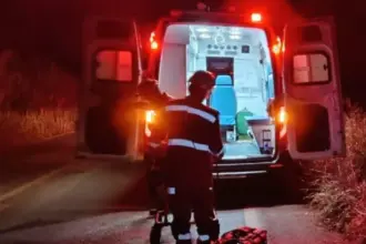 Mulher fica presa às ferragens durante capotamento próximo à Usina Goianésia