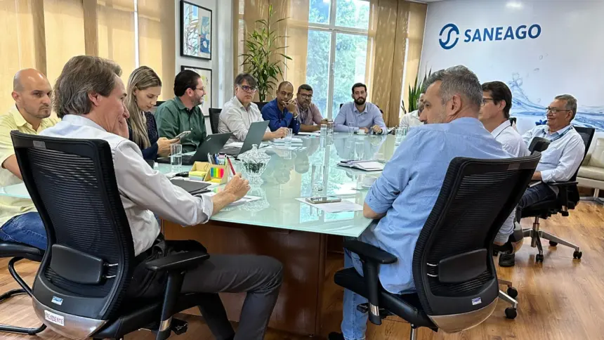 Saneago assume abastecimento no Hermínio Lopes e anuncia ações imediatas