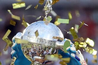 Flamengo x Inter é único clássico nacional nas oitavas da Libertadores