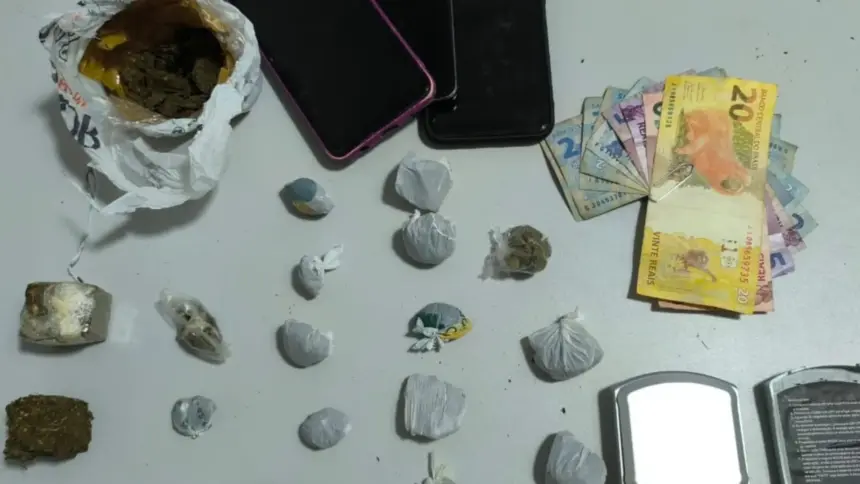 Velho conhecido das forças policiais de Goianésia é preso em flagrante por tráfico de drogas Velho conhecido das forças policiais de Goianésia é preso em flagrante por tráfico de drogas