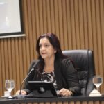 Vereadora Gislene solicita limpeza da área de expansão do cemitério municipal de Goianésia