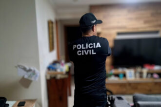 PCGO desmantela esquema de falsificação de documentos públicos – Policia Civil do Estado de Goiás