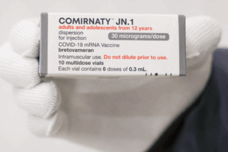 Covid-19: Brasil recebe novo lote de vacinas com  mais de 1,3 milhão de doses