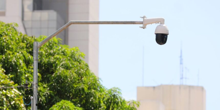 Governo seleciona sistema de videomonitoramento com uso de IA