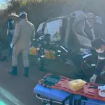 Capotamento na GO-438, próximo a Santa Rita, deixa 3 pessoas feridas