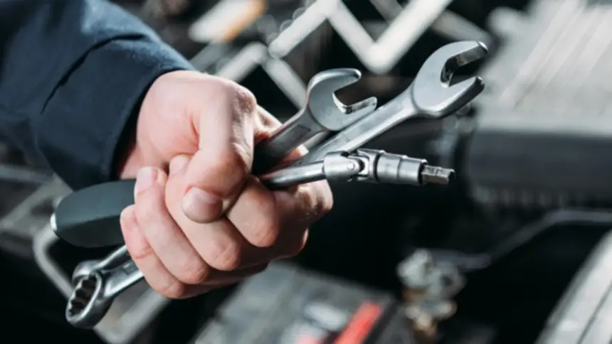 Ferramentas Essenciais para Motoristas Ferramentas Essenciais para Motoristas