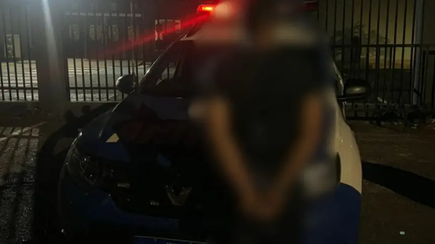 Homem é preso em flagrante por furto e resistência no sul de Goianésia Homem é preso em flagrante por furto e resistência no sul de Goianésia