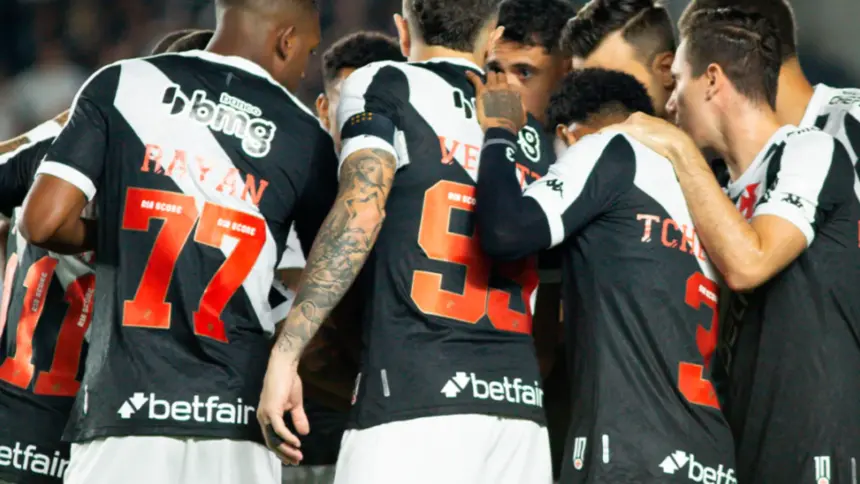 Red Bull Bragantino vence Vasco em São Januário e assume a liderança do Brasileirão