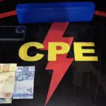 Suspeito de tráfico é preso pela CPE com maconha e moto de alta cilindrada