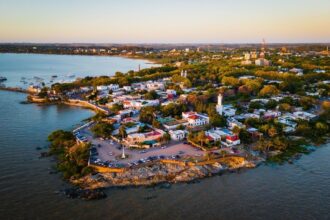 Conheça os encantos de Colonia del Sacramento