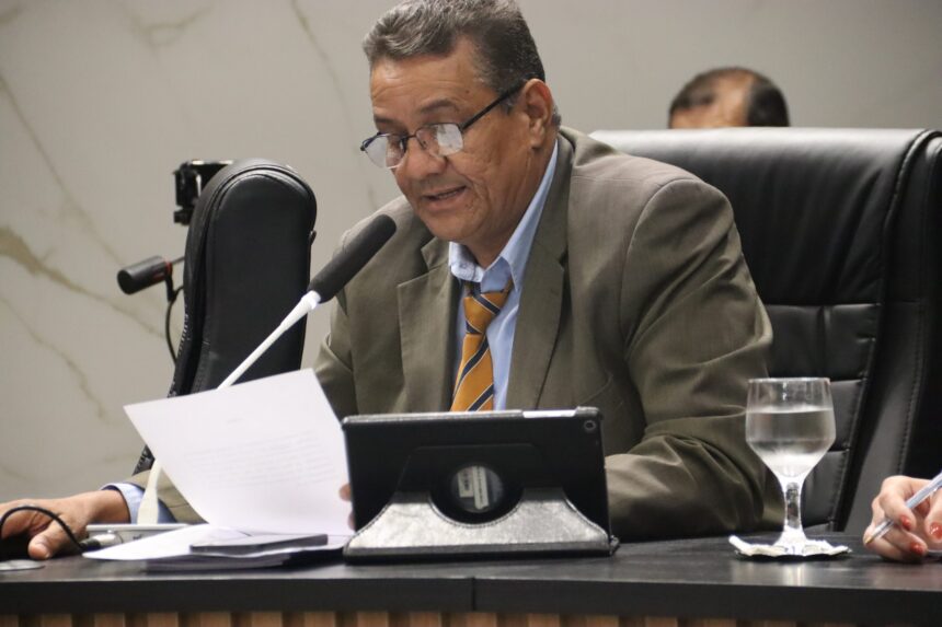Vereador Baiano pede criação de trevo na GO-080 em frente ao Posto Parceiro, entre Goianésia e Jaraguá Vereador Baiano pede criação de trevo na GO-080 em frente ao Posto Parceiro, entre Goianésia e Jaraguá