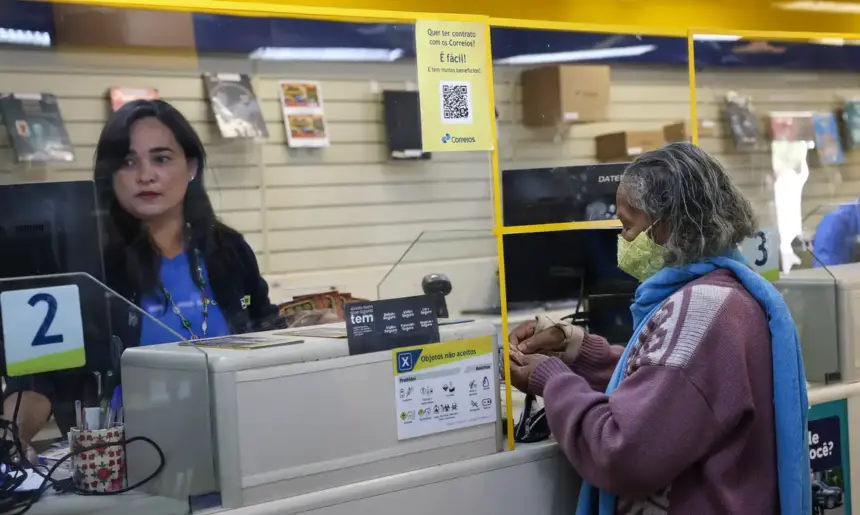 Correios vão atender aposentados e pensionistas com descontos indevidos no INSS