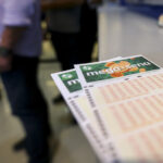 Mega-Sena 2877 hoje (17): acumulou! Próximo prêmio pode chegar a R$ 130.000.000,00