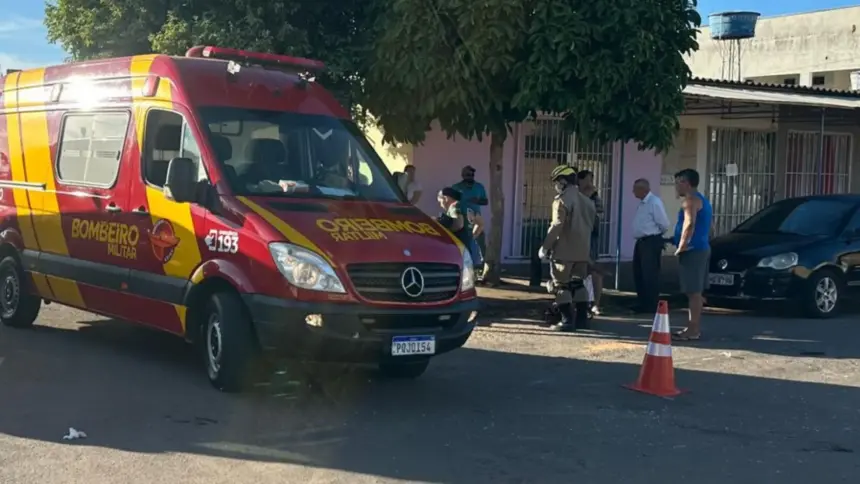 Acidente entre carro e moto deixa três feridos na região oeste de Goianésia