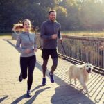 7 atividades físicas para praticar com o cachorro 
