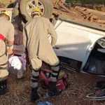 Motorista fica ferido após capotamento na GO-080, próximo ao aterro sanitário de Goianésia