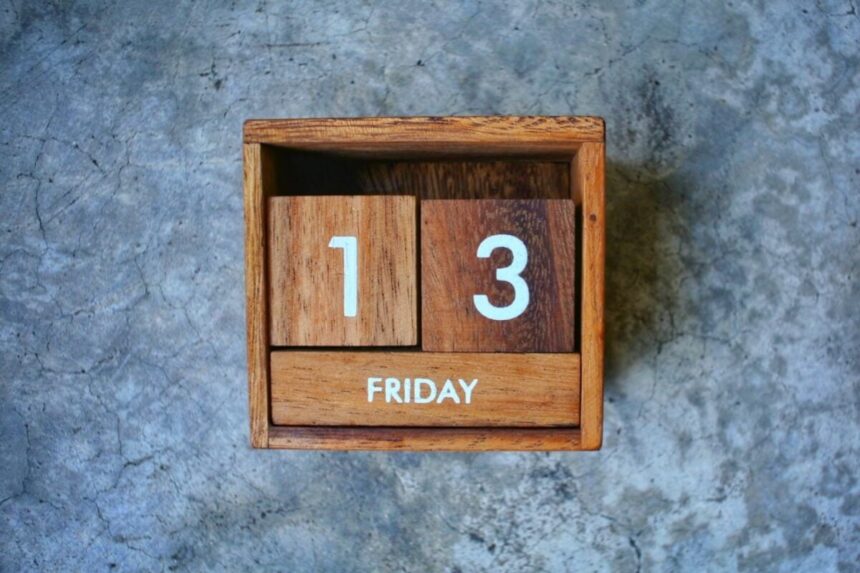 Entenda o simbolismo e as superstições da sexta-feira 13 Entenda o simbolismo e as superstições da sexta-feira 13