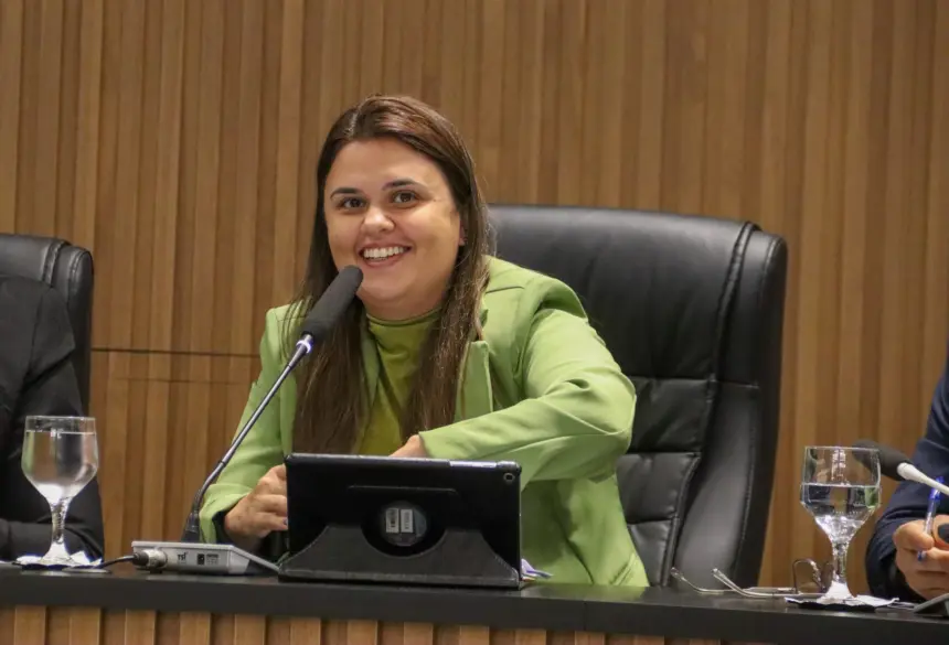 Vereadora solicita redutor de velocidade em avenida com alto risco de acidentes em Goianésia