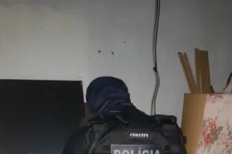 PCGO prende transexual por extorquir vítima para não divulgar vídeos íntimos, em Aparecida de Goiânia – Policia Civil do Estado de Goiás