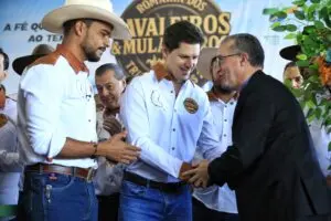 Daniel Vilela assina transferência da capital para Trindade e enaltece importância da Festa do Divino Pai Eterno – Vice-Governadoria