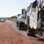 Em Goiatuba, Daniel Vilela vistoria obras de duplicação da GO-320 e modernização do aeródromo – Vice-Governadoria