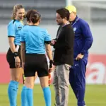 Arthur Elias cobra Conmebol por estrutura da Copa América Feminina