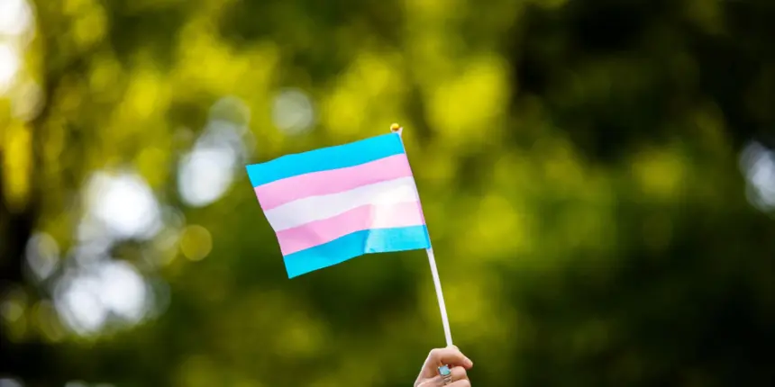 Comitê Olímpico dos EUA proíbe mulheres trans em competições femininas Comitê Olímpico dos EUA proíbe mulheres trans em competições femininas