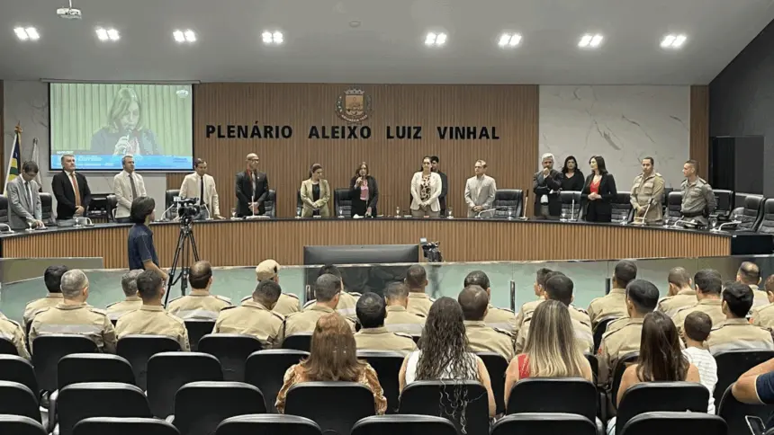 Câmara de Goianésia realiza sessão especial em homenagem ao Dia Nacional do Bombeiro