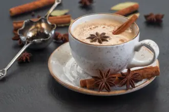 7 receitas deliciosas de bebidas quentes para o inverno