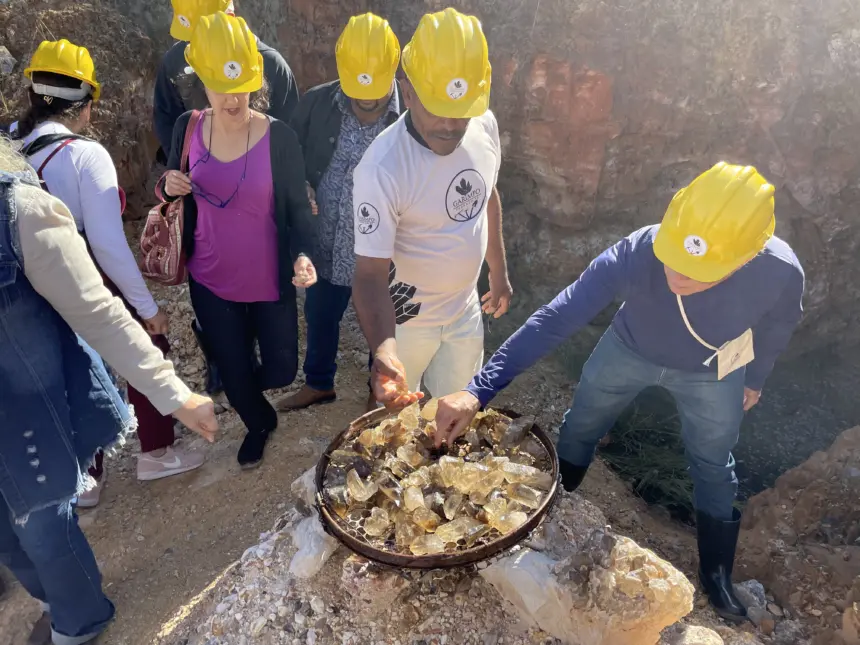 Cristalina conquista certificação de Indicação Geográfica para os cristais de quartzo