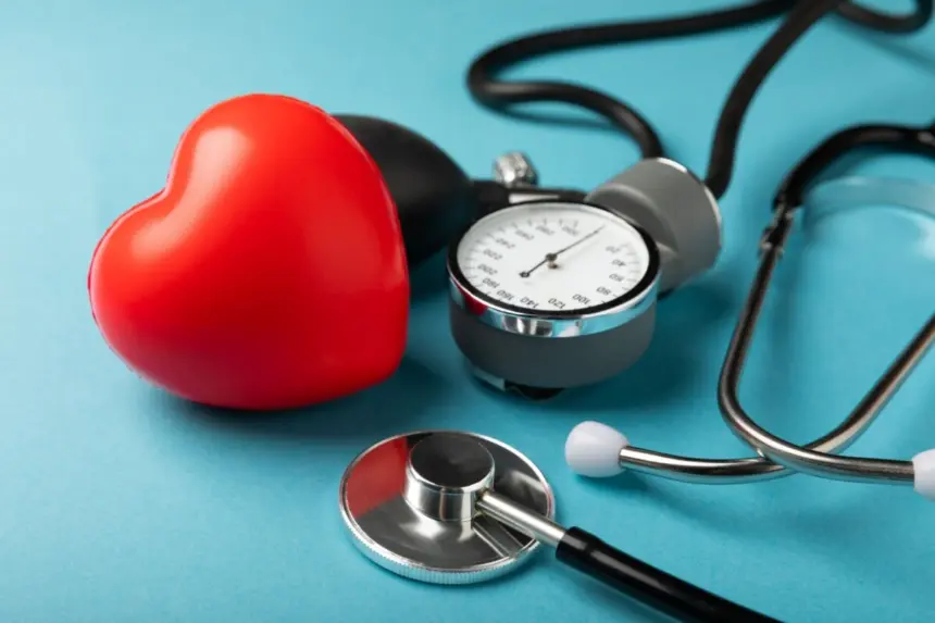 6 sintomas da insuficiência cardíaca e como prevenir 6 sintomas da insuficiência cardíaca e como prevenir