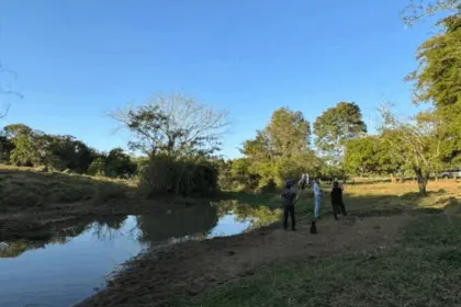 Polícia Civil investiga crime ambiental após despejo de soro em córrego de Palminópolis