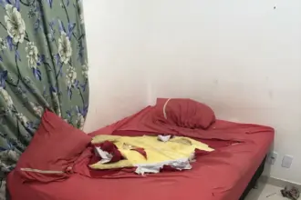 PCGO prende homem que destruiu vários bens da casa de sua companheira e evita feminicídio, em Águas Lindas – Policia Civil do Estado de Goiás