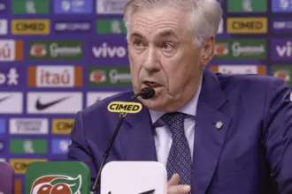 Ancelotti investe em novos jogadores em convocação para Eliminatórias