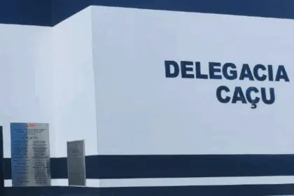 PCGO cumpre mandados e prende em flagrante quatro suspeitos de integrar organização criminosa do tráfico de drogas em Caçu