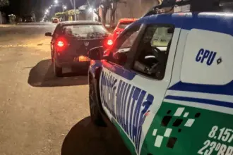 Homem é preso em Goianésia após abastecer carro e fugir sem pagar posto de combustíveis