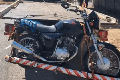 Motocicleta é apreendida após manobra perigosa no Setor Sul de Goianésia