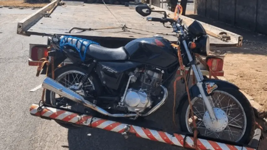Motocicleta é apreendida após manobra perigosa no Setor Sul de Goianésia