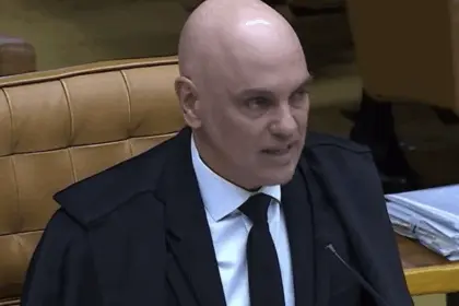 STF irá ignorar as sanções aplicadas e este relator continuará trabalhando, diz Moraes