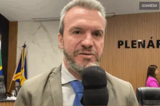 Vereador cobra pagamento de progressões salariais atrasadas a servidores municipais de Goianésia