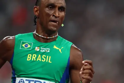 De volta a Tóquio, Alison dos Santos é prata no Mundial de Atletismo
