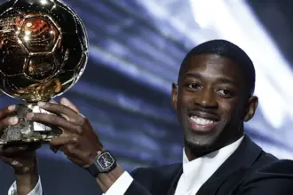 Dembélé e Bonmatí conquistam Bolas de Ouro de melhores do mundo